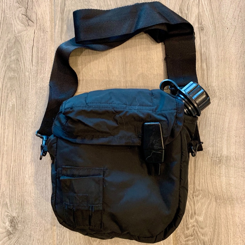 New 2 Quart Canteen with Insulated Pouch